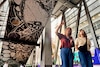 Londres explora sus raíces y su pasado romano con obras de Ai Weiwei y talentos emergentes   