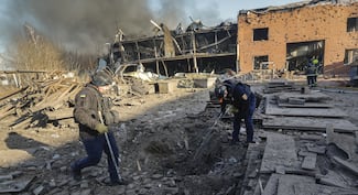 Defensas antiaéreas rusas derriban 31 drones ucranianos que se dirigían a Moscú    