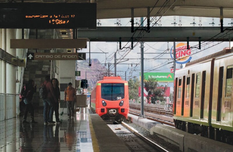 Tren en la estación