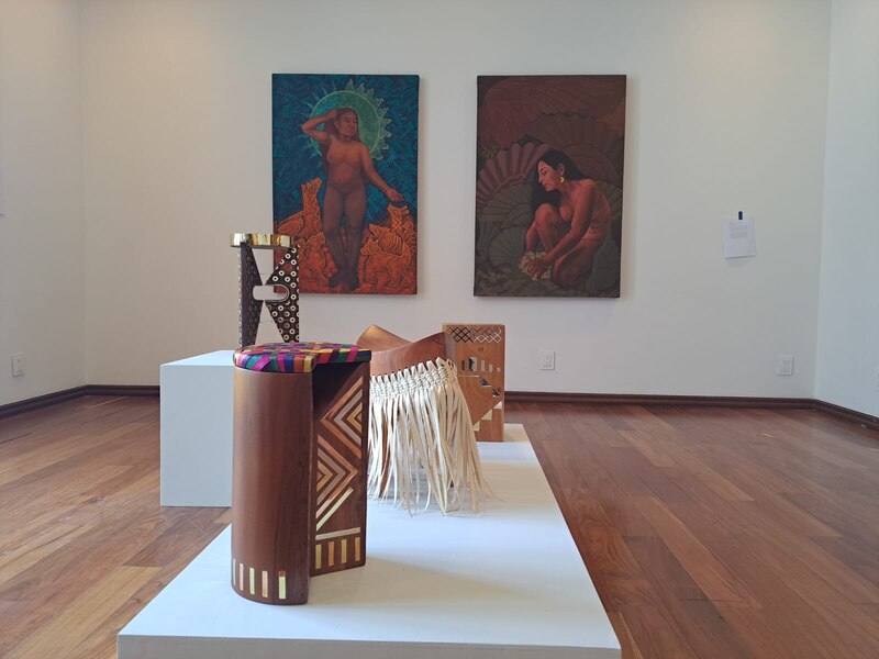 Exposición de arte en una galería