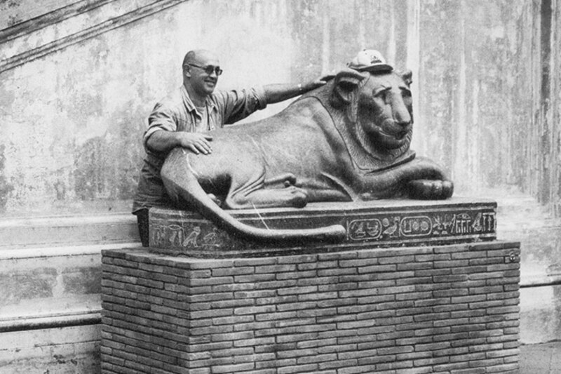 El hombre y el león