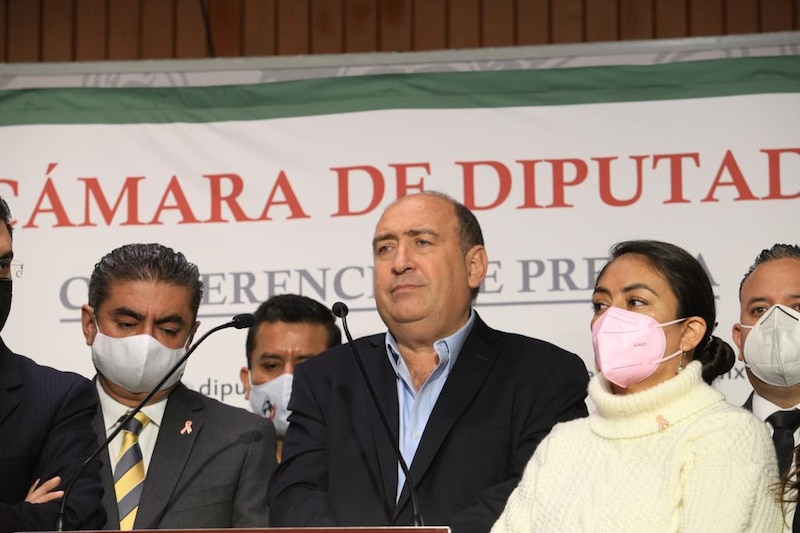 El presidente de la Cámara de Diputados, Sergio Gutiérrez Luna, durante una conferencia de prensa.