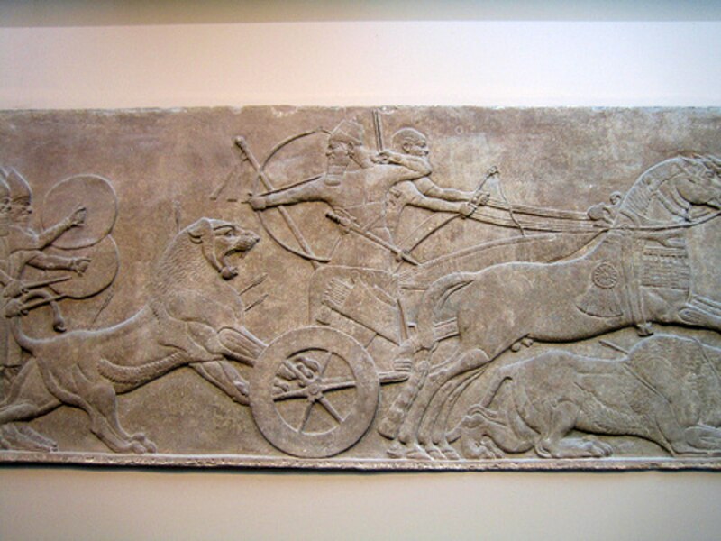 Relieve asirio de la caza del león