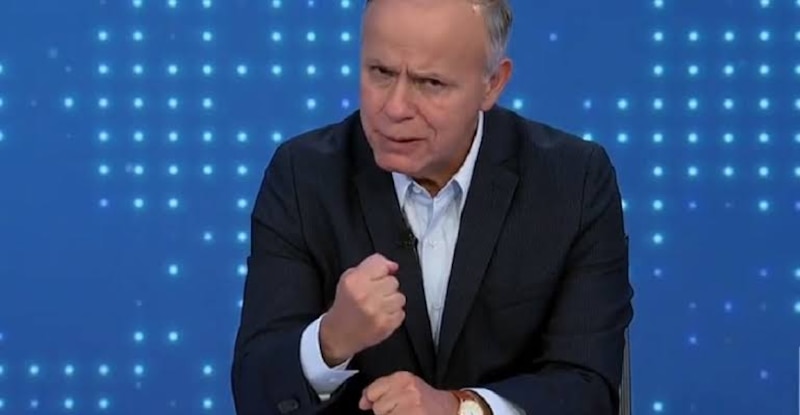 El político da un discurso apasionado