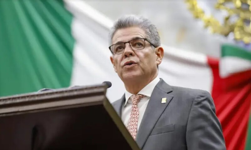 El presidente de México, Andrés Manuel López Obrador, da un discurso en el Palacio Nacional.