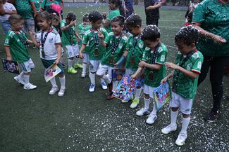Niñas y niños de DIF Guadalajara viven la emoción del futbol con el ‘Mundialito 2026’