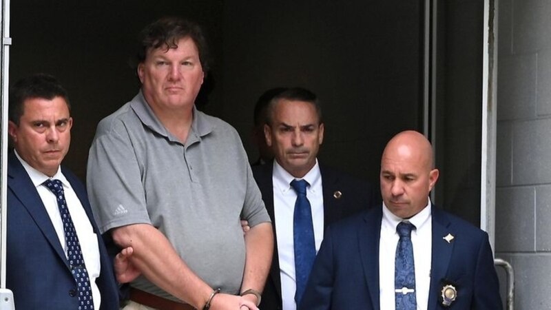 Empresario acusado de fraude es arrestado