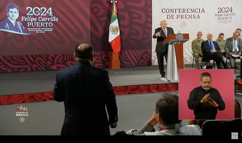 El presidente Andrés Manuel López Obrador ofrece una conferencia de prensa en Palacio Nacional.