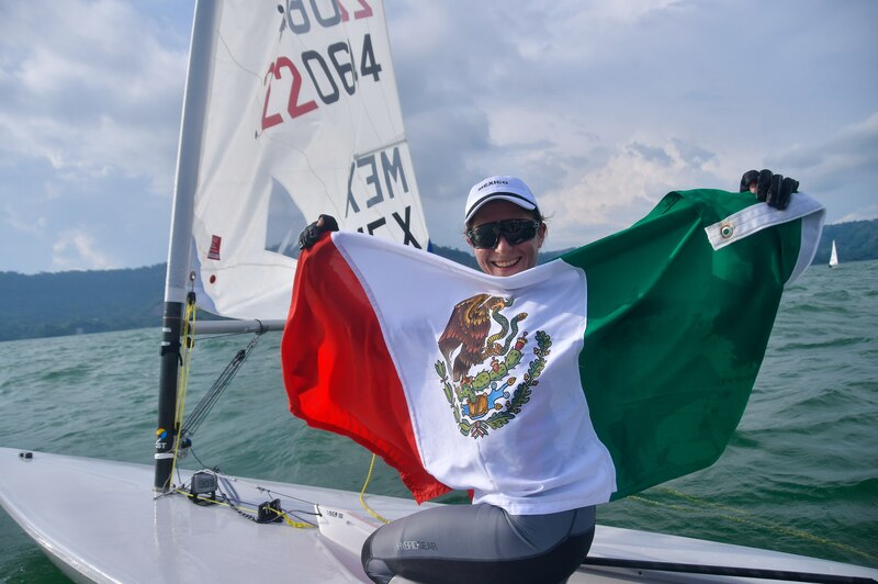 ¡La regatista mexicana, Sofía Bermúdez, ganó la medalla de oro en los Juegos Olímpicos de Tokio 2020!