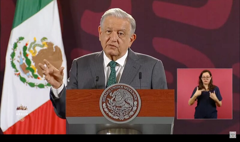 El presidente Andrés Manuel López Obrador da un discurso.