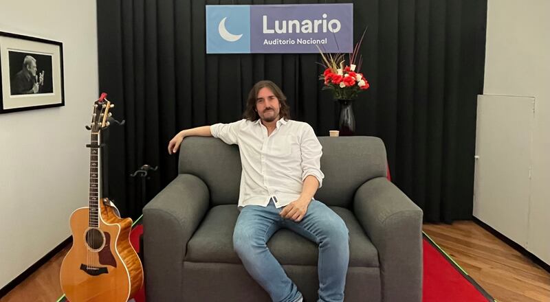 Entrevista a Joan Manuel Serrat en el Auditorio Nacional de Madrid