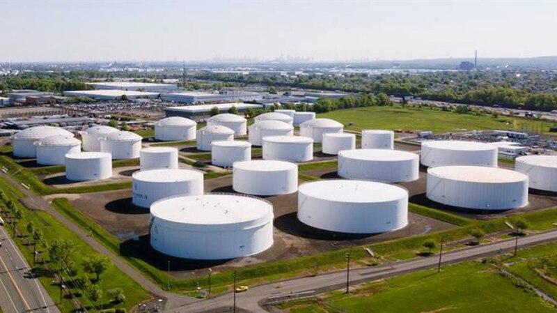 ¿Qué son los tanques de almacenamiento de petróleo?