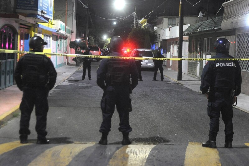 Policía en la escena del crimen
