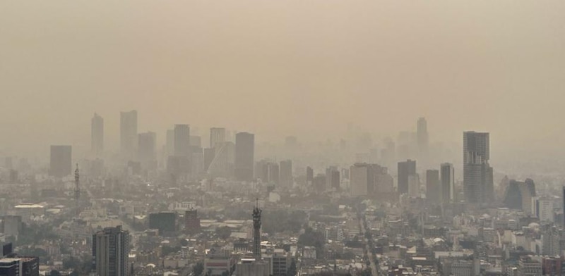 Ciudad de México cubierta de smog