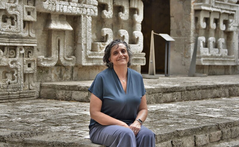 Arqueóloga descubre nuevos jeroglíficos mayas en las ruinas de Copán