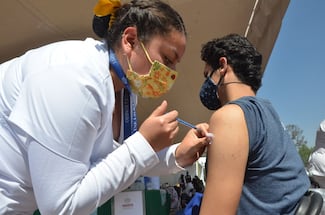 ¿Qué vacunas pondrán gratis en Zócalo CDMX? fechas y horarios para la aplicación