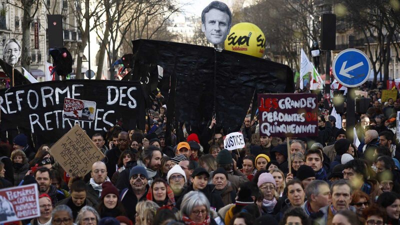 Multitudinaria manifestación en Francia contra la reforma de las pensiones