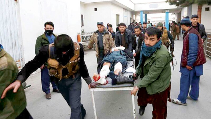 Atentado en un hospital de Kabul deja varios heridos