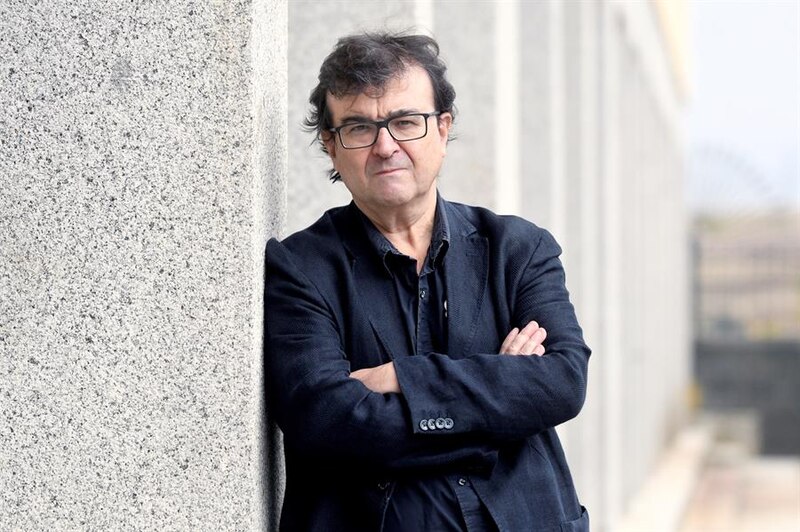 El escritor Arturo Pérez-Reverte