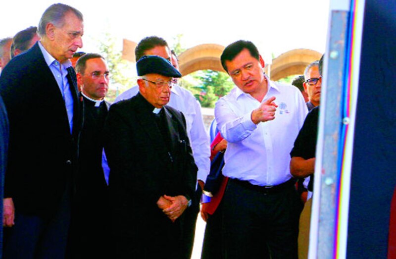 El Presidente de la República, Enrique Peña Nieto, visita la Universidad Autónoma de Nuevo León
