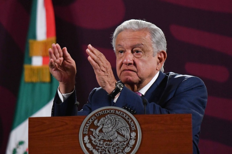 El presidente Andrés Manuel López Obrador pronuncia un discurso.