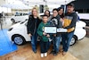 Huixquilucan celebra el Día del Padre con rifa de autos y mil 300 regalos 