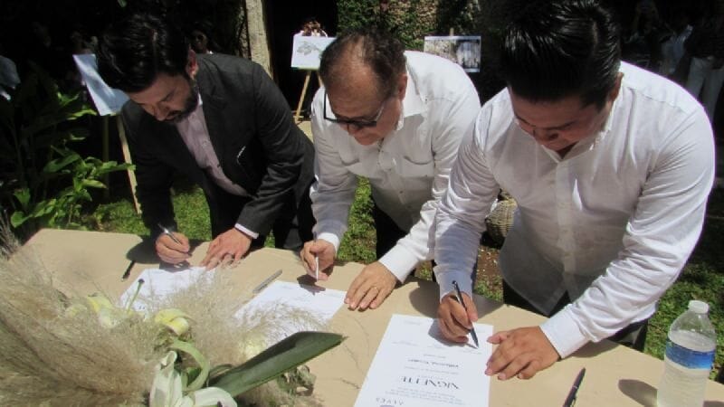 Firma de convenio para la creación de un nuevo centro cultural en la ciudad