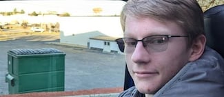 El sujeto abatido tras entrar armado a Mar-A-Lago es un blanco de 21 años 