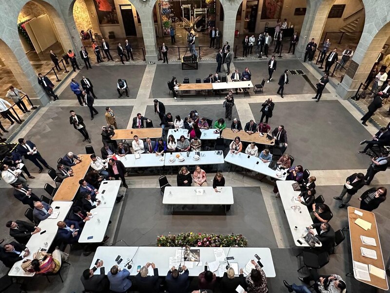 Reunión de trabajo en el Senado de México