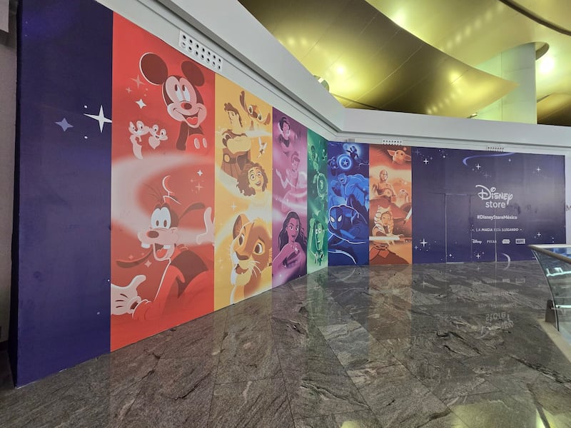 Disney Store en Perisur. Así luce por fuera la tienda oficial de Disney en Perisur previo a su apertura este viernes 22 de agosto.