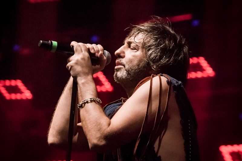 Cantante de rock en concierto