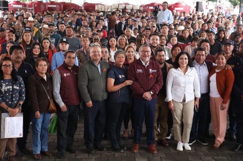 Entrega de apoyos a damnificados por las lluvias en Chiapas