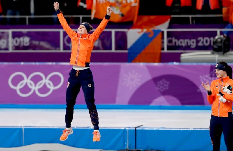 La patinadora de velocidad Ireen Wüst gana la medalla de oro en los Juegos Olímpicos de Invierno de 2018