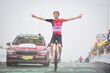 Thymen Arensman triunfa en la etapa 14 del Tour y Pogacar sigue de líder