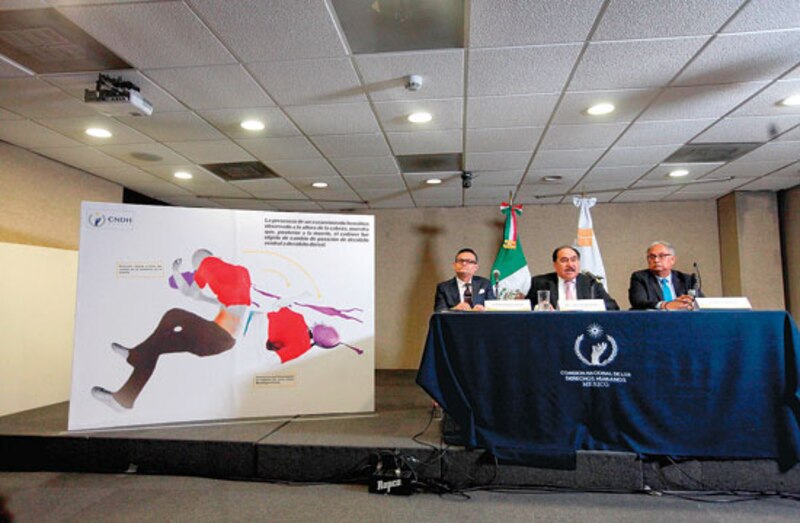 Conferencia de prensa sobre la desaparición de los 43 estudiantes de Ayotzinapa