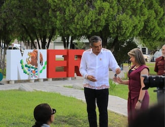 Américo Villarreal visita el pueblo mágico de Mier para supervisar obras públicas