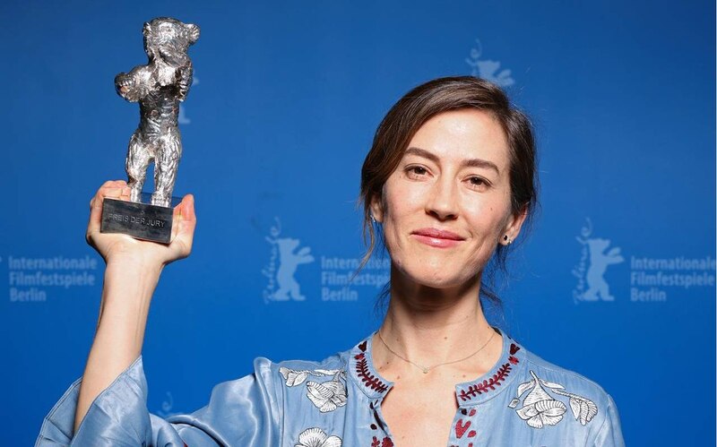 La actriz española Penélope Cruz gana el Oso de Plata a la Mejor Actriz en el Festival de Cine de Berlín