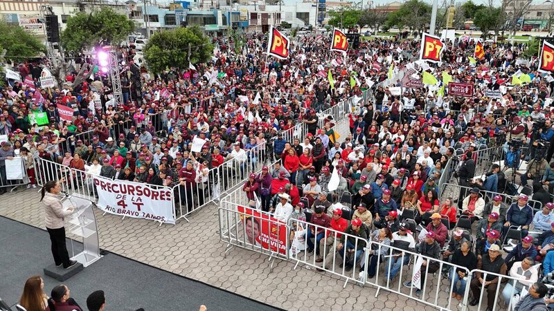 Multitudinario mitin de Morena en apoyo a Amlo