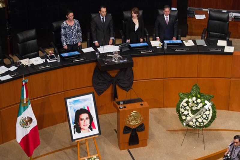 Homenaje a la Senadora Arely Gómez