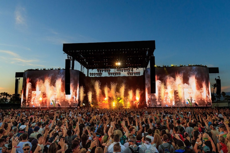 ¡Espectacular cierre del festival de música Coachella!