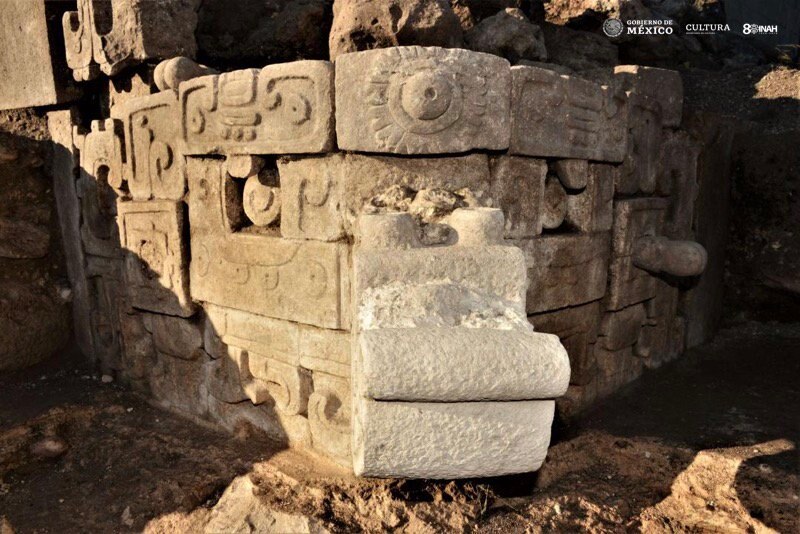 Descubren en Yucatán una antigua máscara maya con rasgos de jaguar