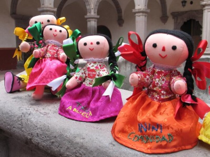 Muñecas artesanales mexicanas