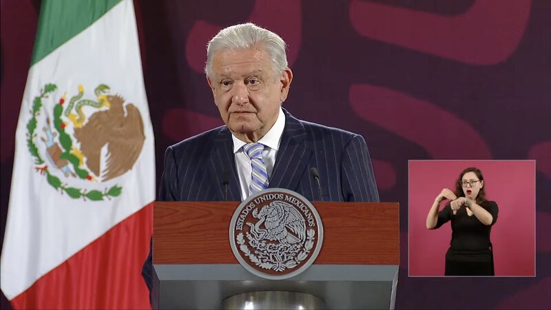 El presidente Andrés Manuel López Obrador da un discurso.