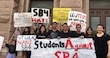 La Corte Suprema de EU autoriza a Texas a detener y deportar inmigrantes