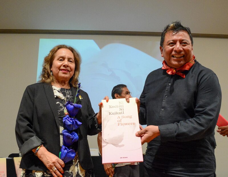 Presentación del libro "Ni Xochitl Ni Kuikatl: A Song of Flowers"