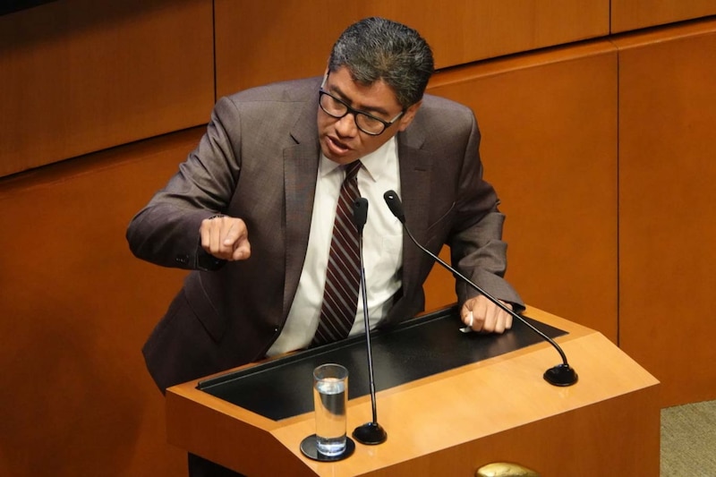 El senador Saúl Monreal durante su participación en la Sesión Ordinaria en el Senado de la República.