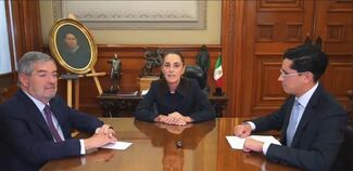 Juan Ramón de la Fuente deja la SRE; Roberto Velasco asume el cargo 