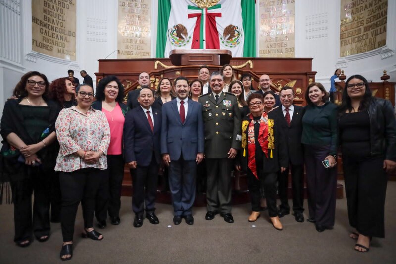 El presidente Andrés Manuel López Obrador se reúne con integrantes de la LXV Legislatura del Congreso de la Unión.