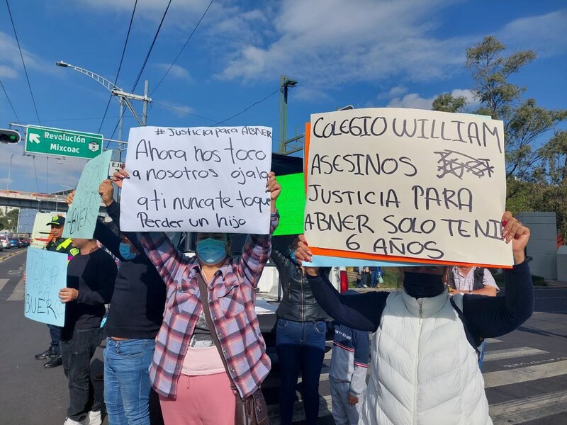 Protesta por la muerte de Abner, un niño de 6 años, en el Colegio Williams