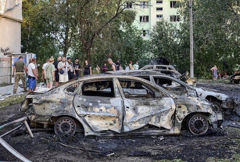 Coches quemados en Ucrania